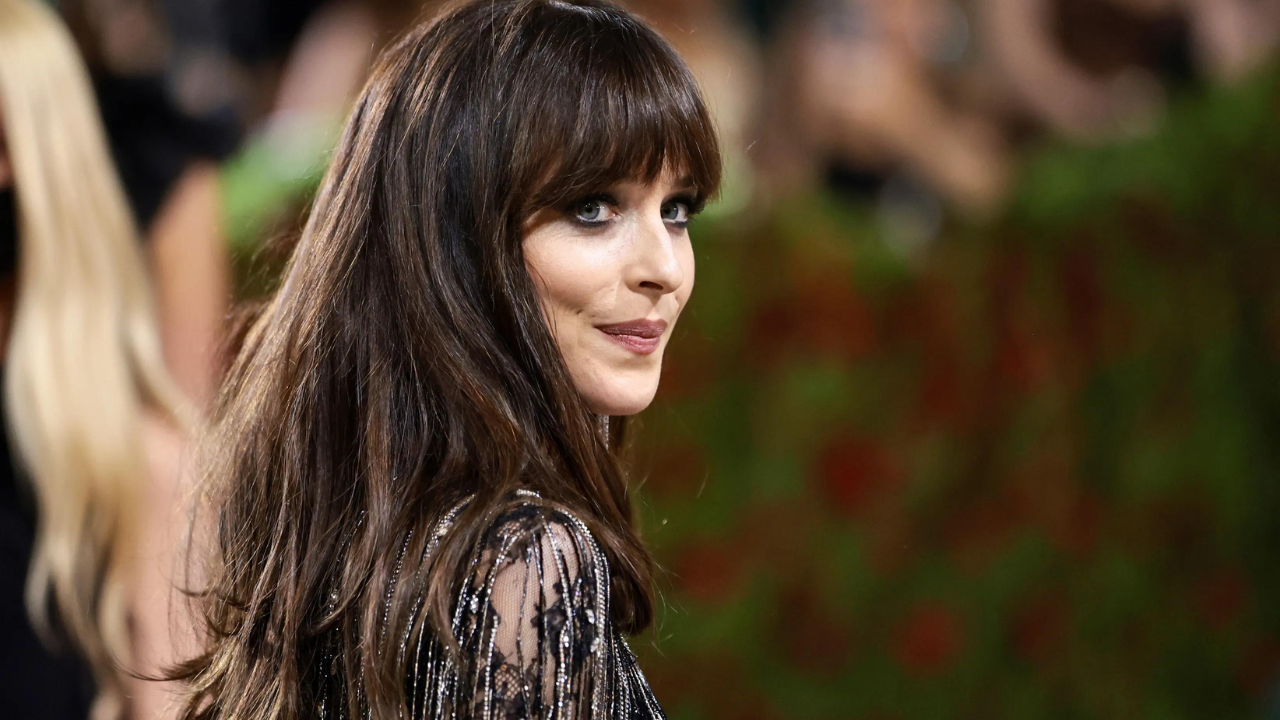 Dakota Johnson Net Worth From Screen to Riches